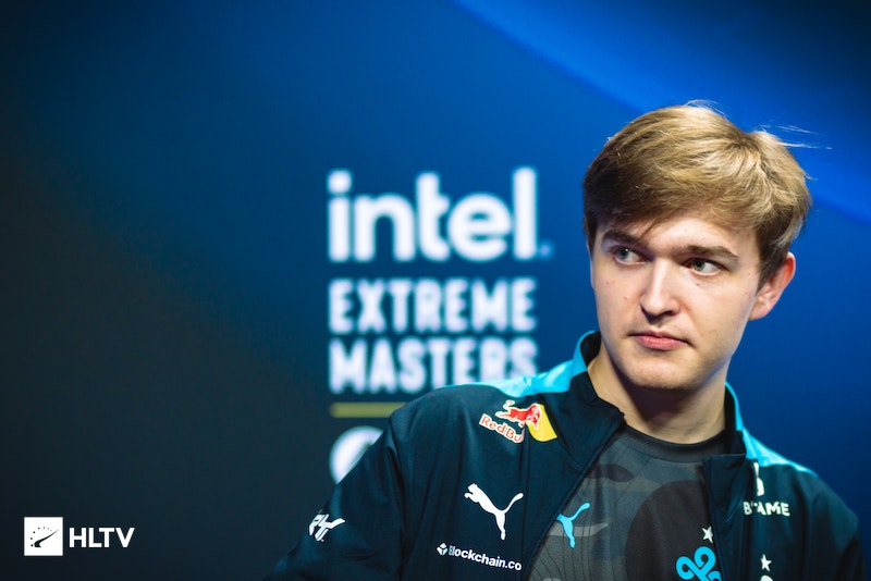 刘青松评Theshy离队：决赛后他就有休息想法，他的离开对我们仍有影响